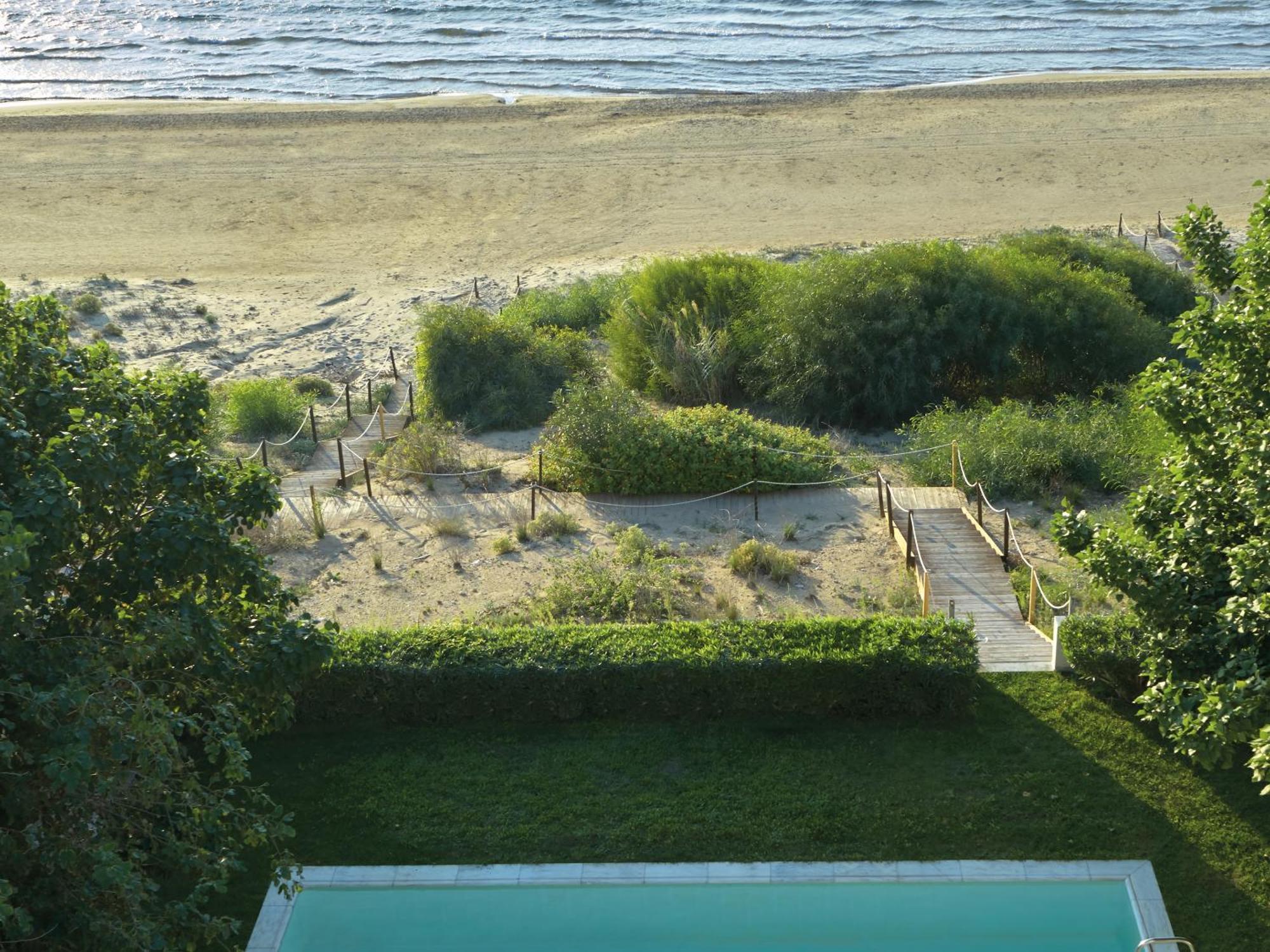 Mandola Rosa At Riviera Olympia, A Grecotel Resort To Live 卢特拉基利尼斯 外观 照片