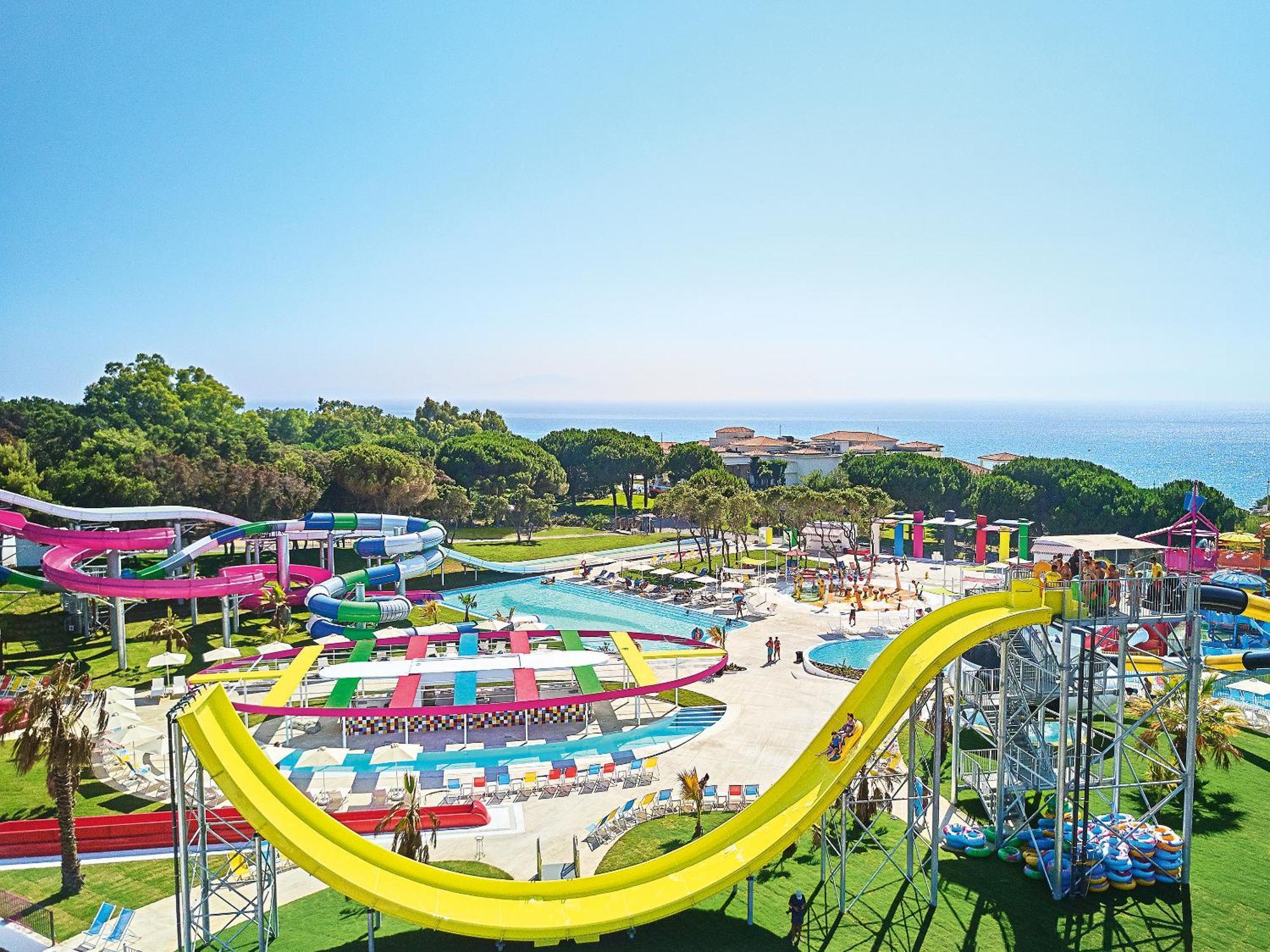 Mandola Rosa At Riviera Olympia, A Grecotel Resort To Live 卢特拉基利尼斯 外观 照片