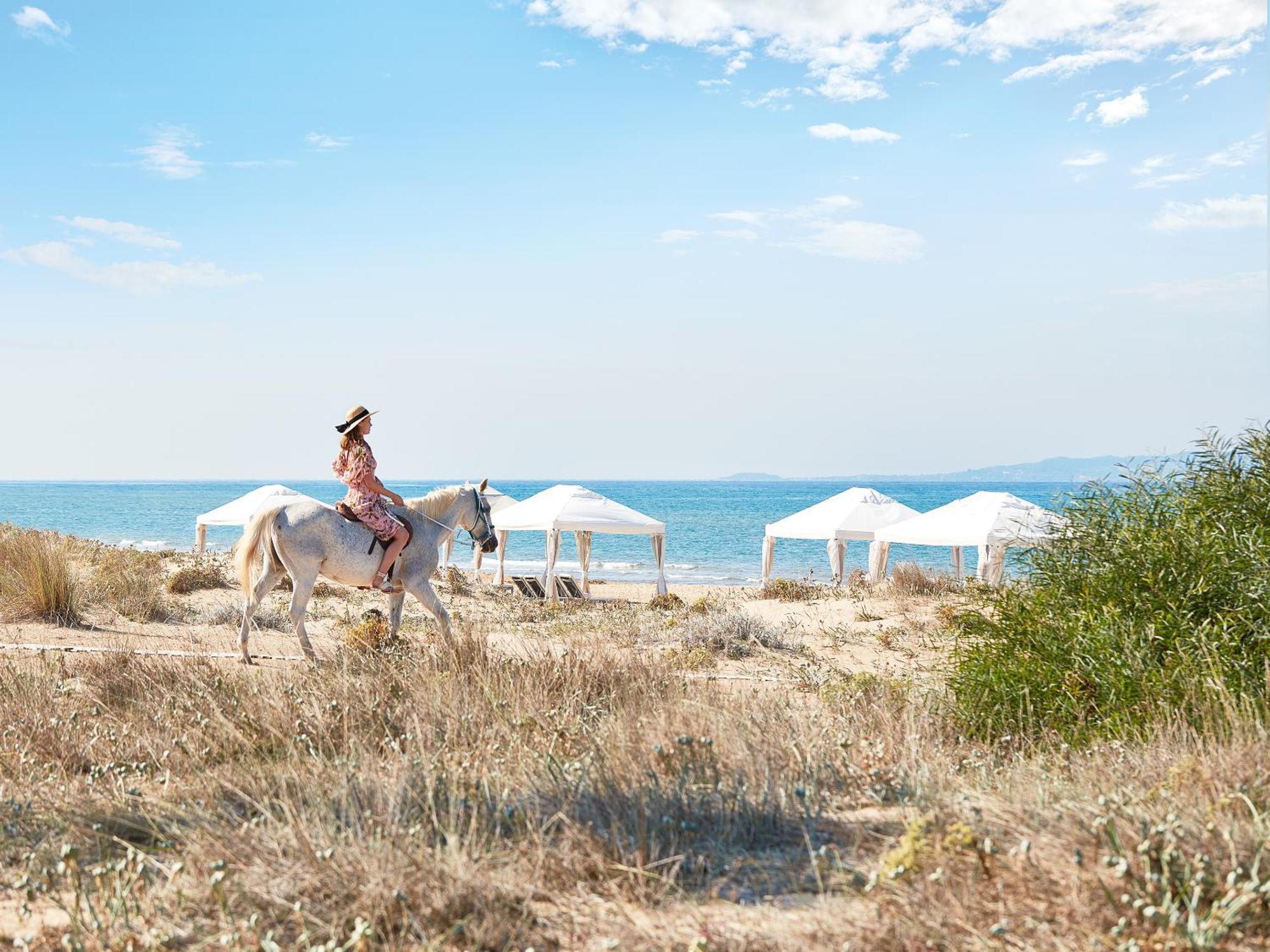 Mandola Rosa At Riviera Olympia, A Grecotel Resort To Live 卢特拉基利尼斯 外观 照片