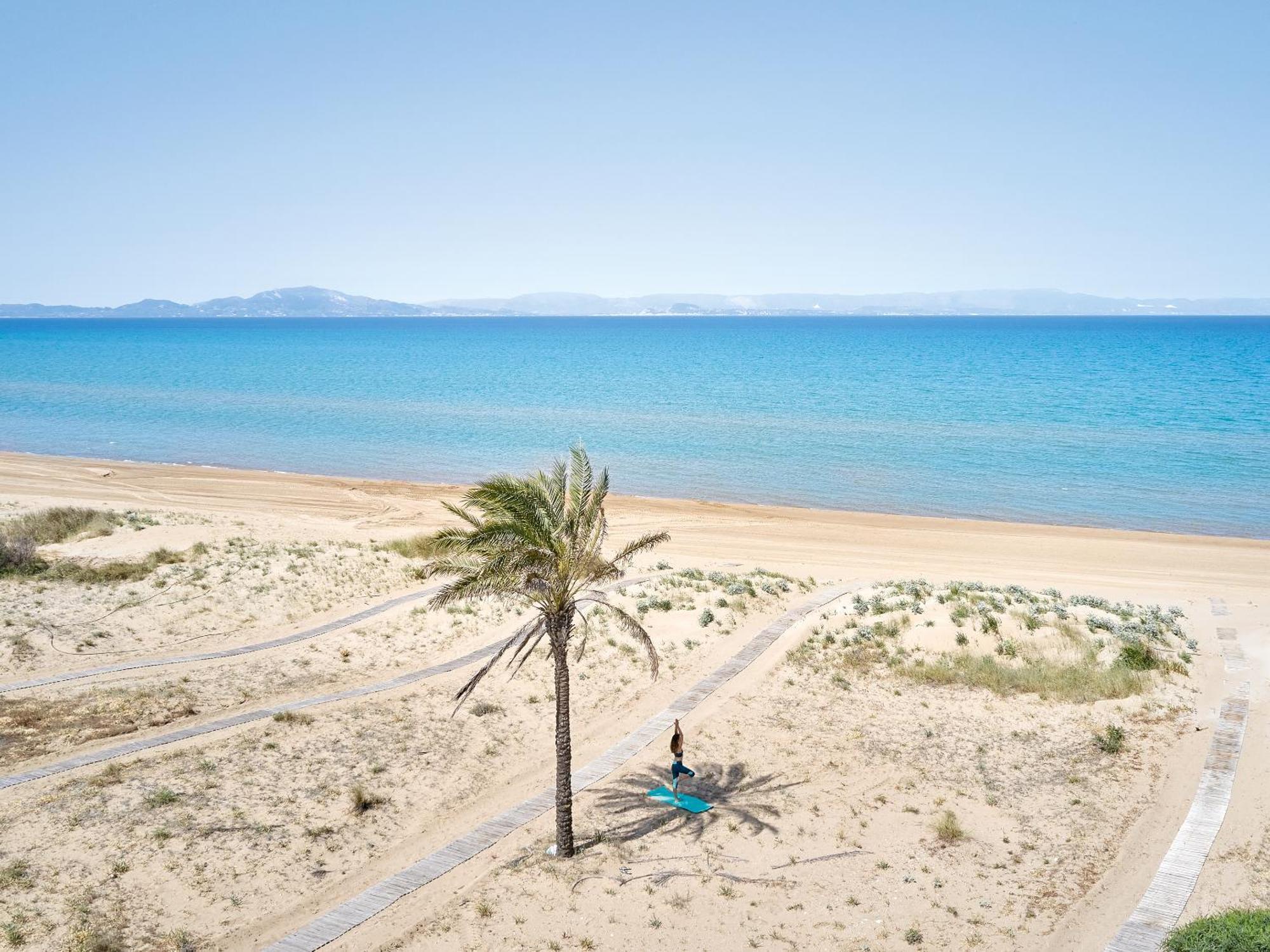 Mandola Rosa At Riviera Olympia, A Grecotel Resort To Live 卢特拉基利尼斯 外观 照片